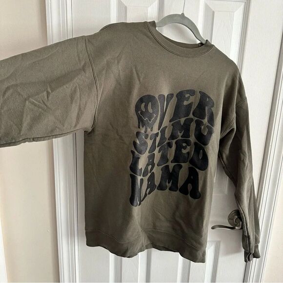 Overstimulated Mama Graphic Crewneck Sweatshirt Size Medium - Picture 2 of 6